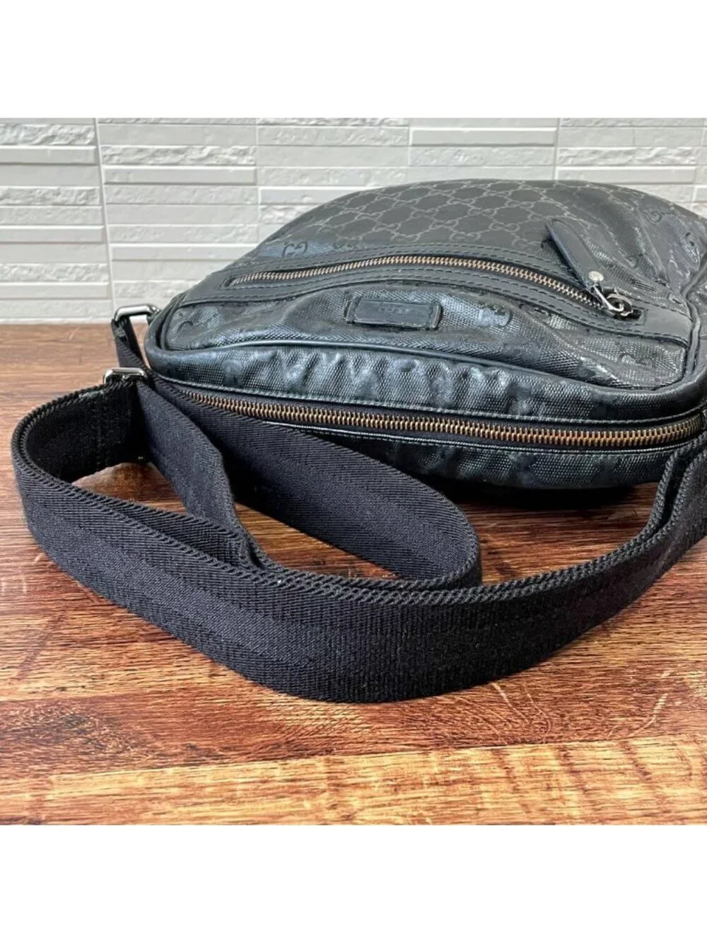 Gucci GG Crystal Imprime Messenger Shoulder Bag Black